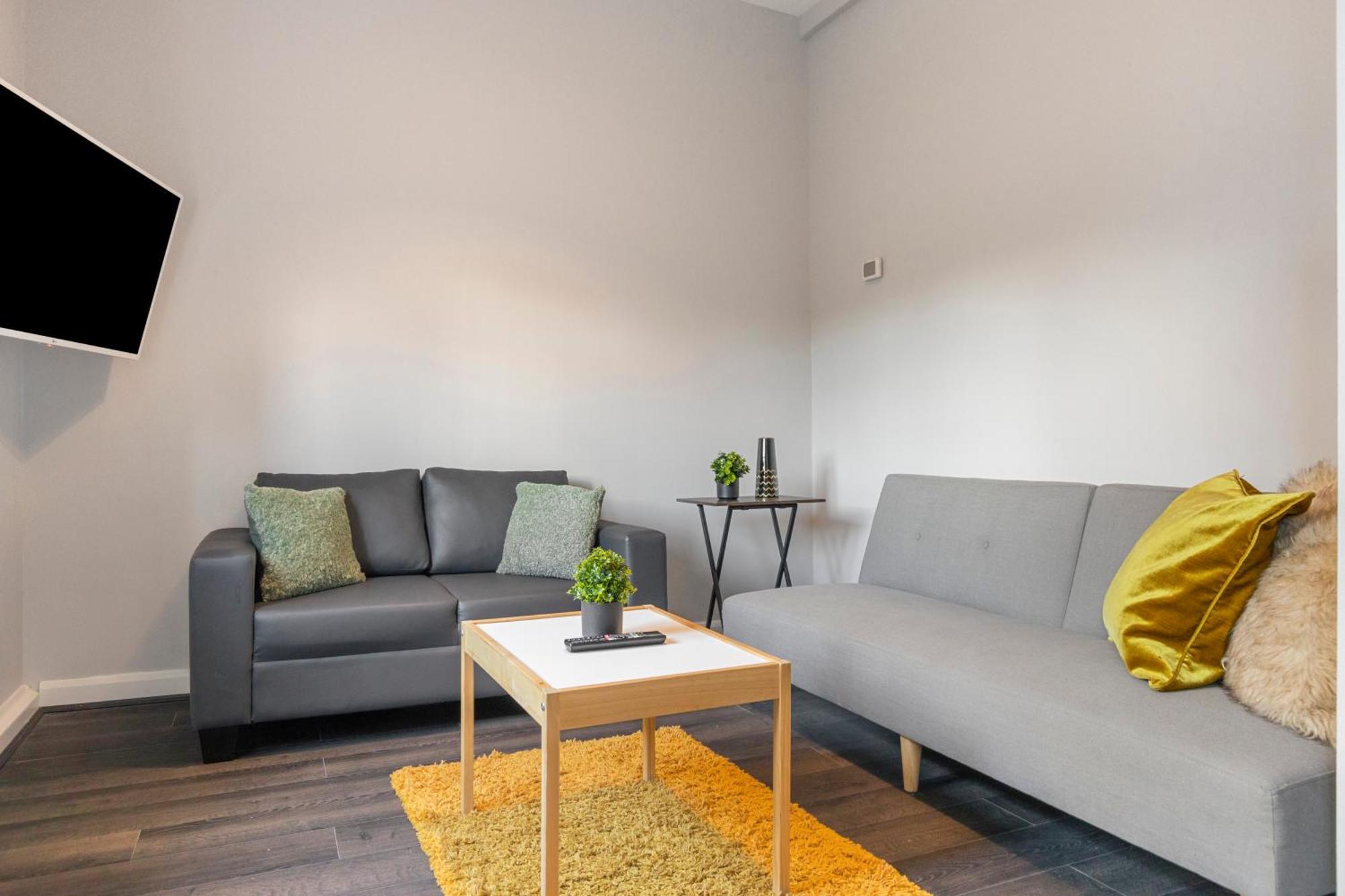 Chrystal Palace Stays With Free Parking Lambeth ロンドン エクステリア 写真