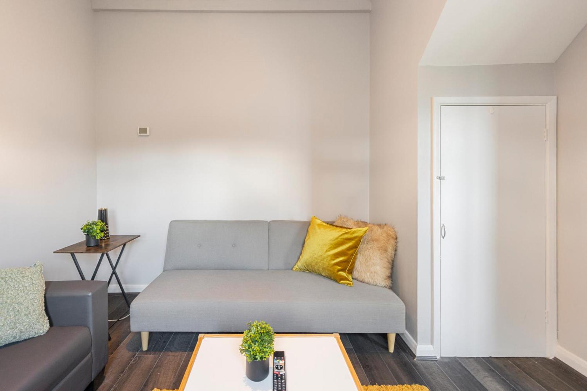 Chrystal Palace Stays With Free Parking Lambeth ロンドン エクステリア 写真